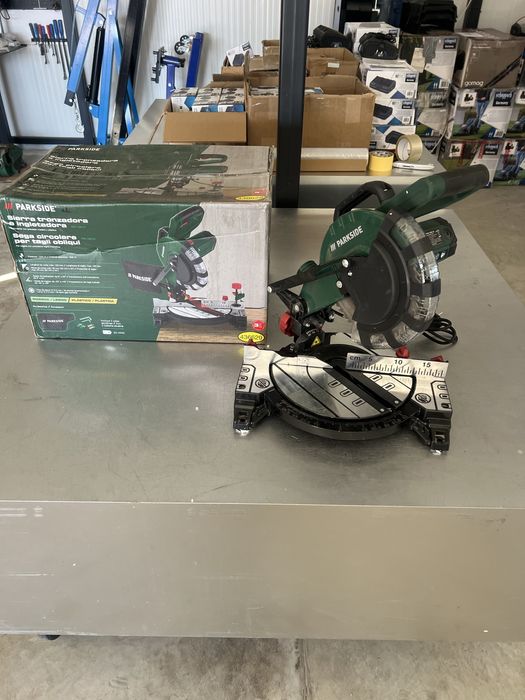 Потапящ циркуляр (пендула) Parkside PKS 1500 C4 -1500W 4900об/мин