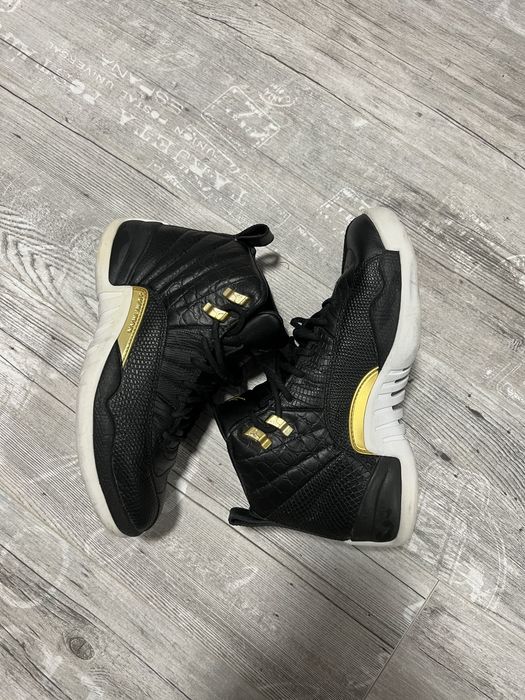 Jordan 12 wmns (purtati odata) 38