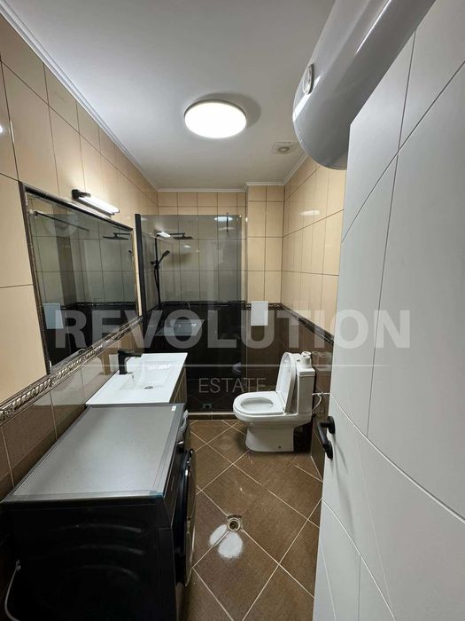 Чисто нов тристаен апартамент в затворен комплекс !