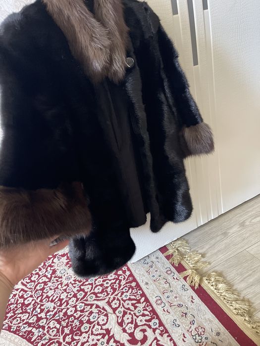 Продам норковую шубу