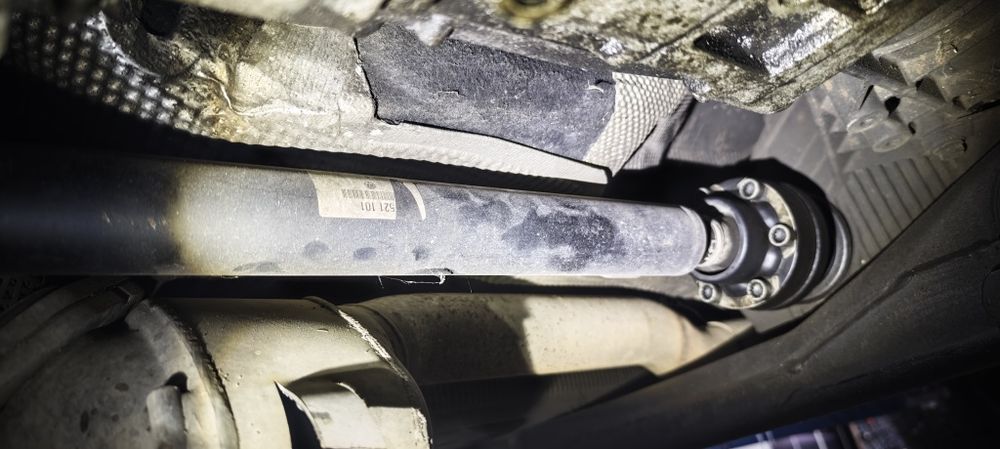 VW Touareg 2.5 TDI (7L) – На части