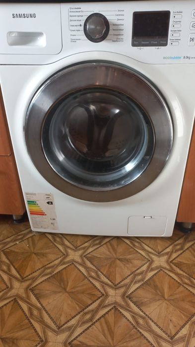 Продам рабочую стиральную машинку или на запчасти