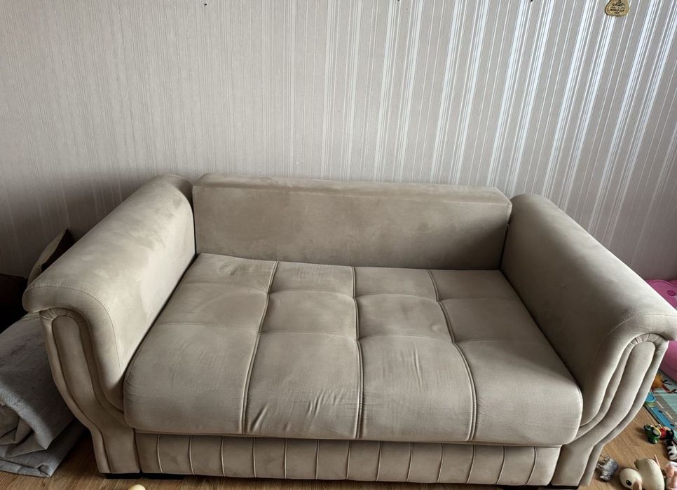 Диван сатылады СРОЧНО