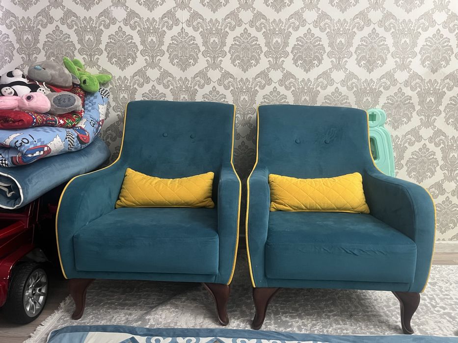 Диван с креслами