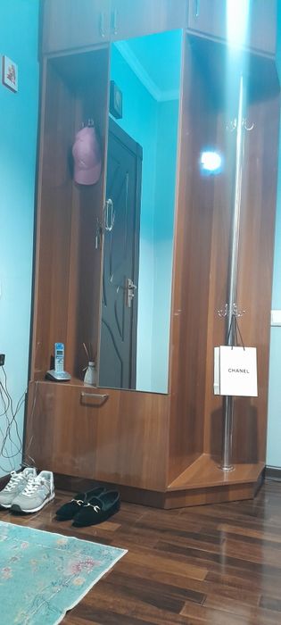 Мебель для прихожей.