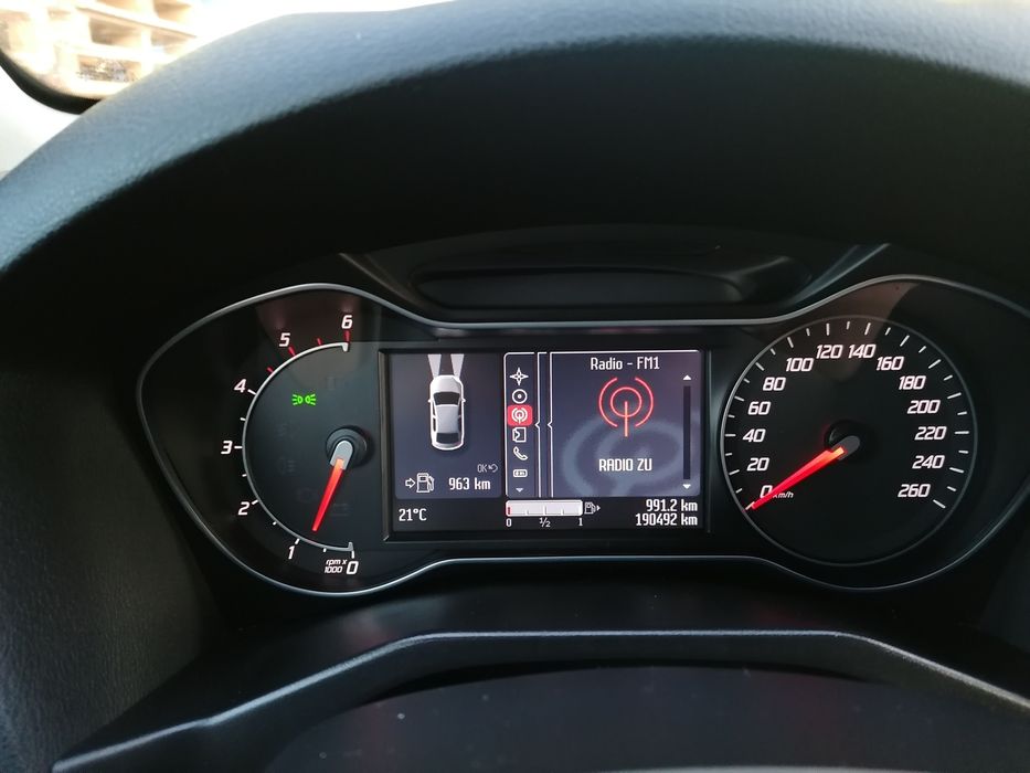 Ford Mondeo 1,6 anul 2012 stare impecabilă