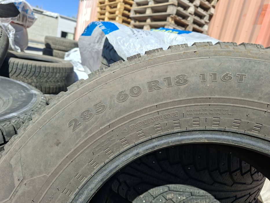 Продам шипованую резину R18