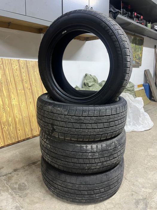Продам шины R17/215/55