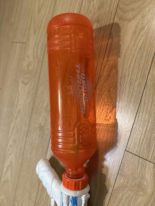Продам водяной бластер Wave Thrower