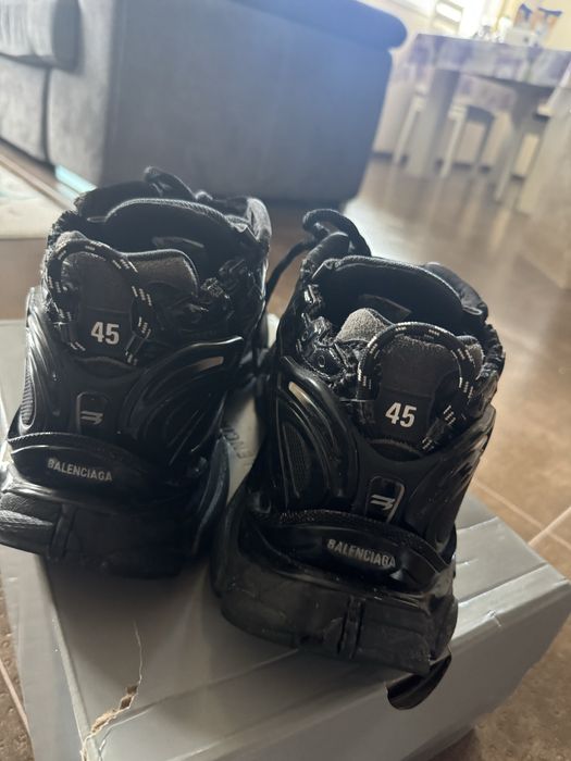 Balenciaga runner