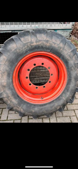 Anvelope 12 ,4R24 stare ca  cum se vede in poza