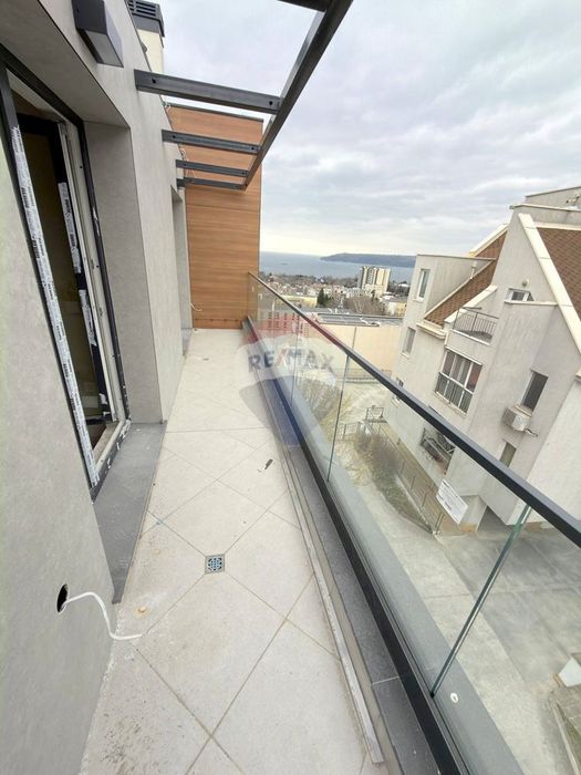 Продава се Тристаен апартамент в Варна, Бриз - 111 кв.м за 1287 €/кв.м - Снимка #6