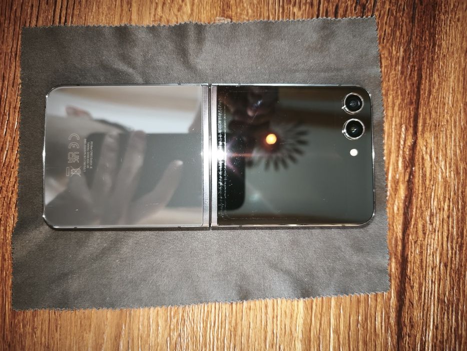 Samsung z flip 5