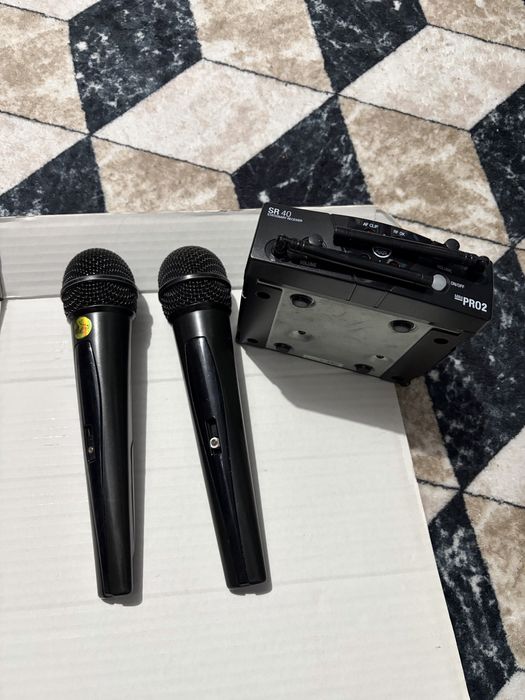 Microfoane  AKG mini , Shure si boxa