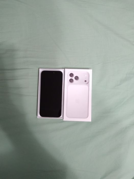 Продам IPhone 17 Pro Max. Новый