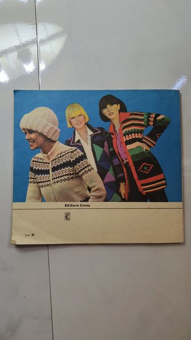 Tricotaje in Culori - Emilia Moisescu - Editura Ceres 1984