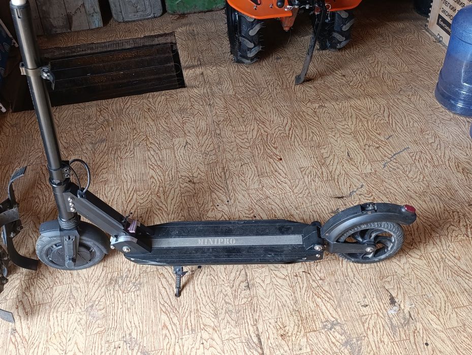 Электроный самокат