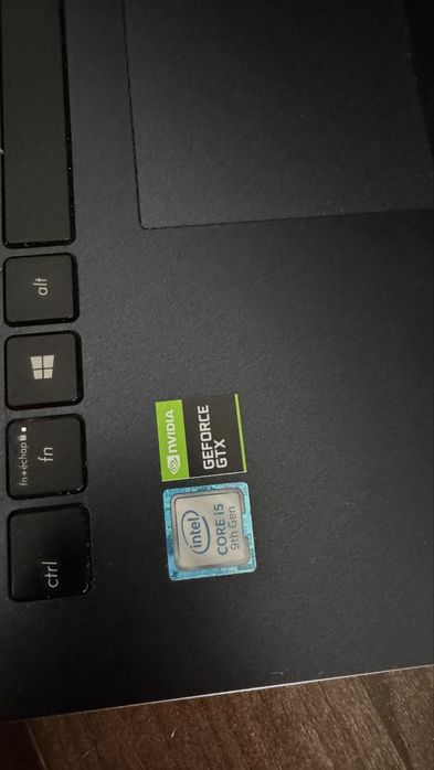 ASUS X571GT – i5-9300H | GTX 1650 | SSD 512 GB/ ECRAN 120hz