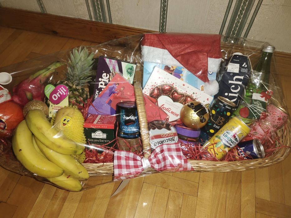 Сават подарок корзина подарочный люкс шоколоды печенье конфеты напитки