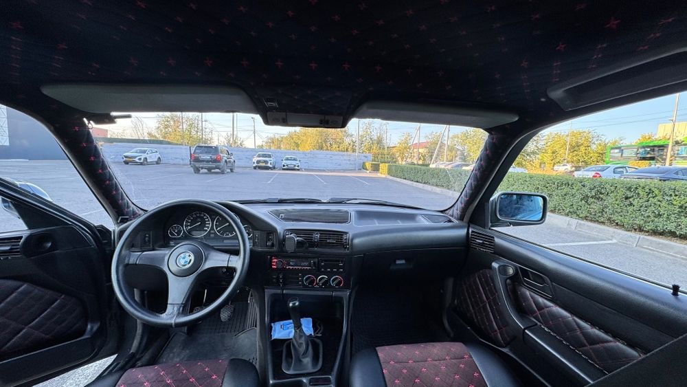 BMW E34 
Продам BMW E34