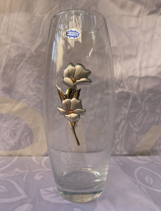 Vând vază din cristal