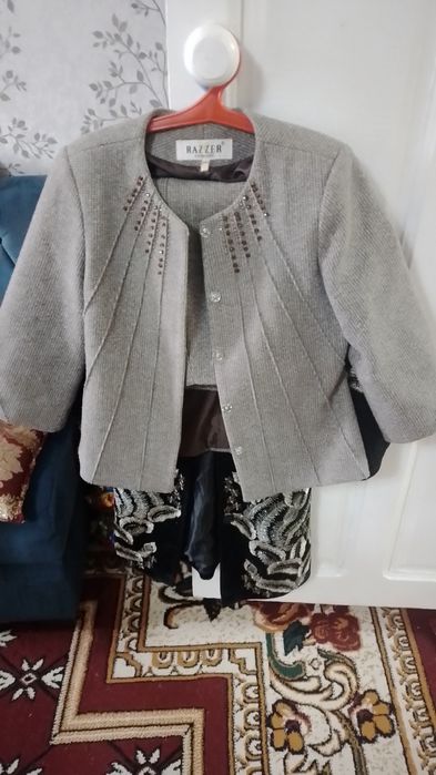 Oq shuba sotiladi va yana 2 ta narsa bor