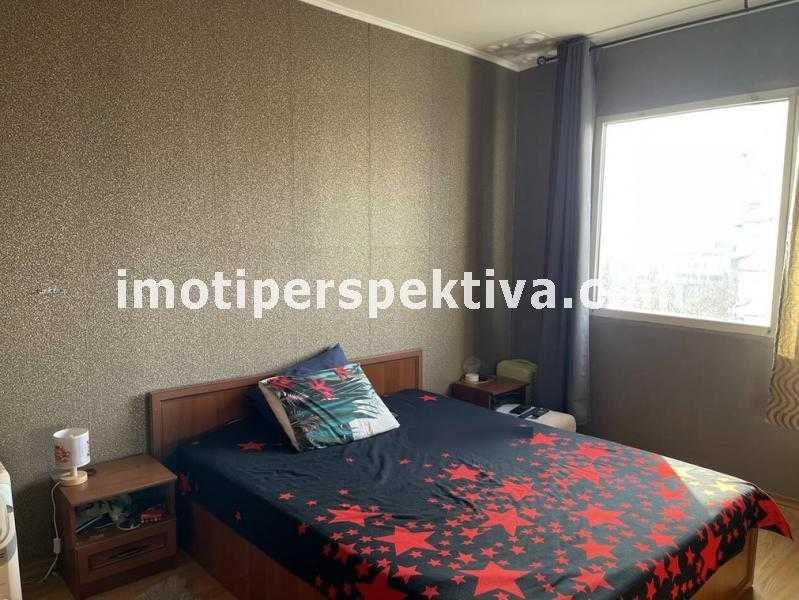 Продава се Тристаен апартамент в Пловдив, Кючук Париж - 65 кв.м за 1385 €/кв.м - Снимка #2