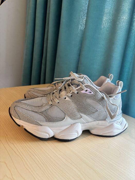 Дамски маратонки