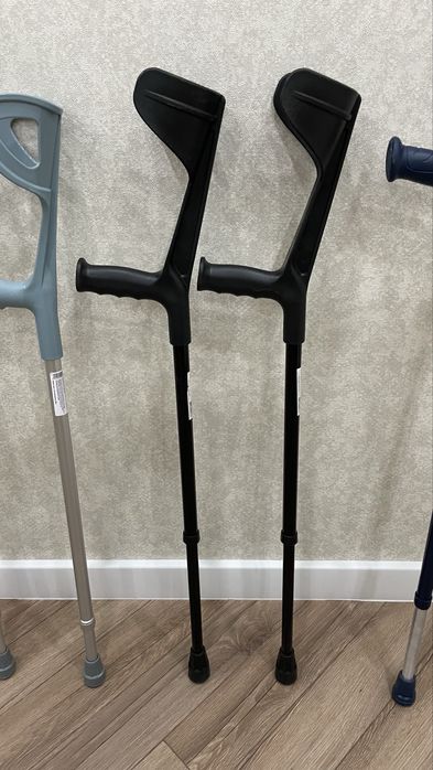 Продам Костыли