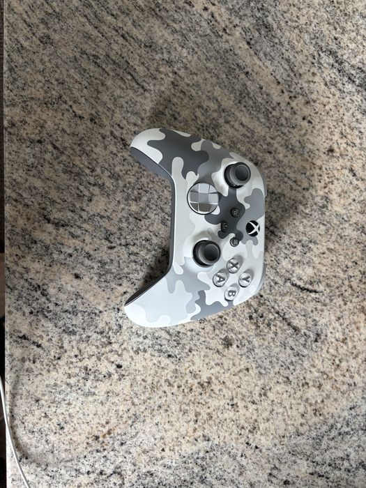 Xbox контролер