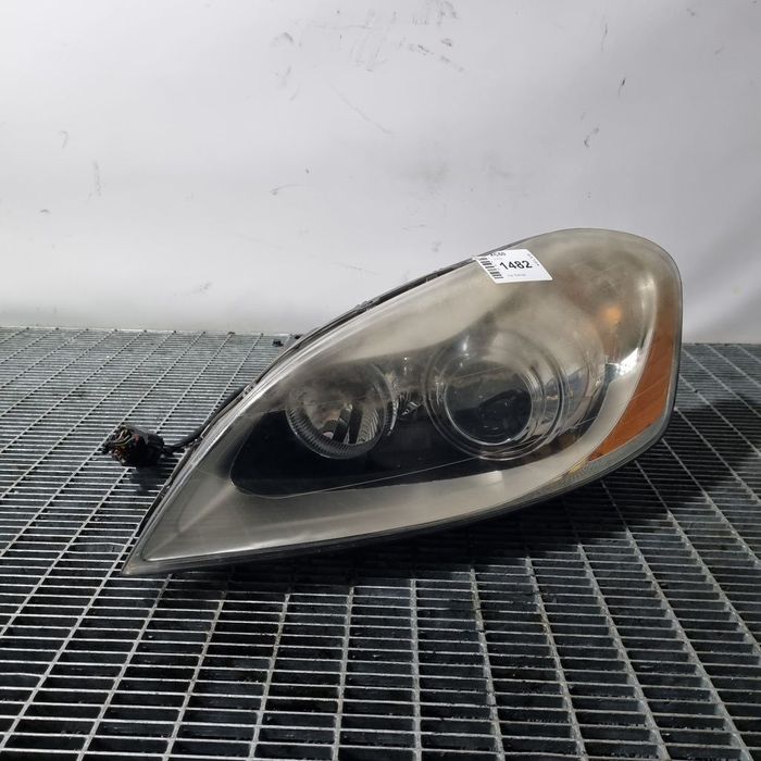 Far Stanga Volvo XC60 2008 - 2013 SUV 4 Usi (1482) Xenon