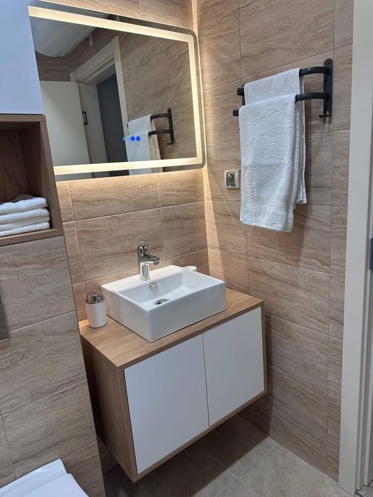 Дава се под наем Двустаен апартамент в Бургас, Славейков - 55 кв.м за 765 € - Снимка #4