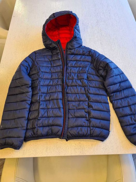 Яке в отлично състояние