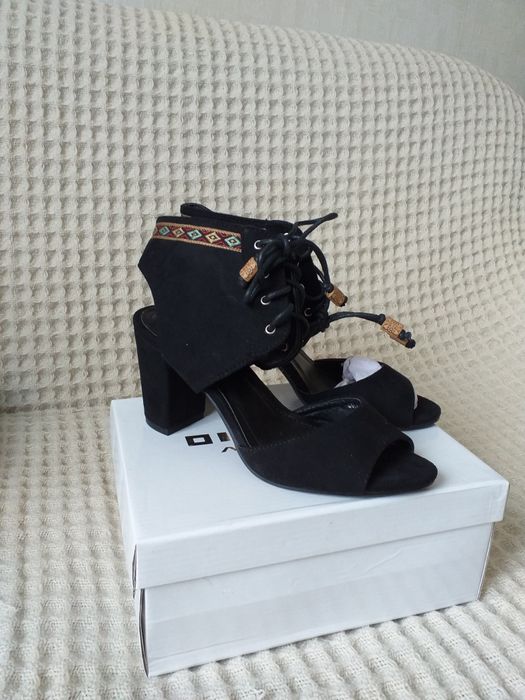 Дамски сандали  37