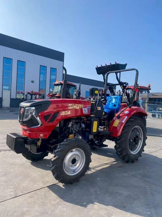 Tractoare  Agricole 4x4 - ideale pentru gospodărie si ferme private