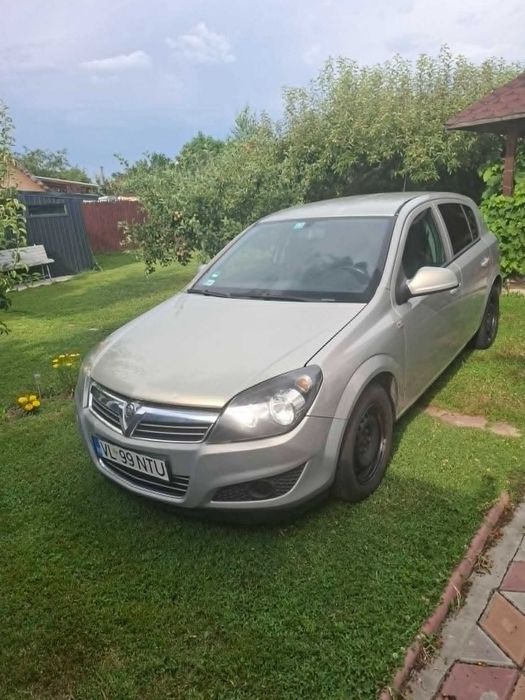 OPEL Astra 2011 — imagine 2