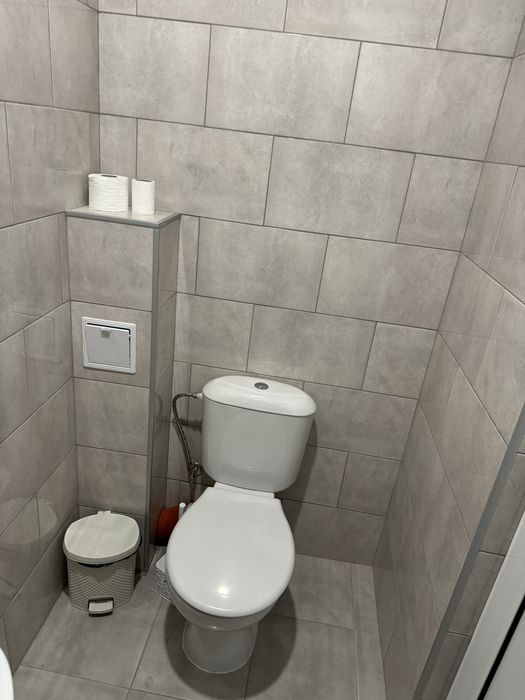 Дава се под наем Магазин в Асеновград - 180 кв.м за 612 € - Снимка #10