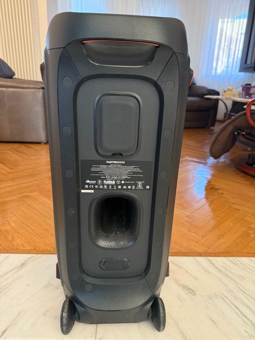 Boxa Jbl Partybox 310 240W cu baterie si cablu de incarcare extra micr