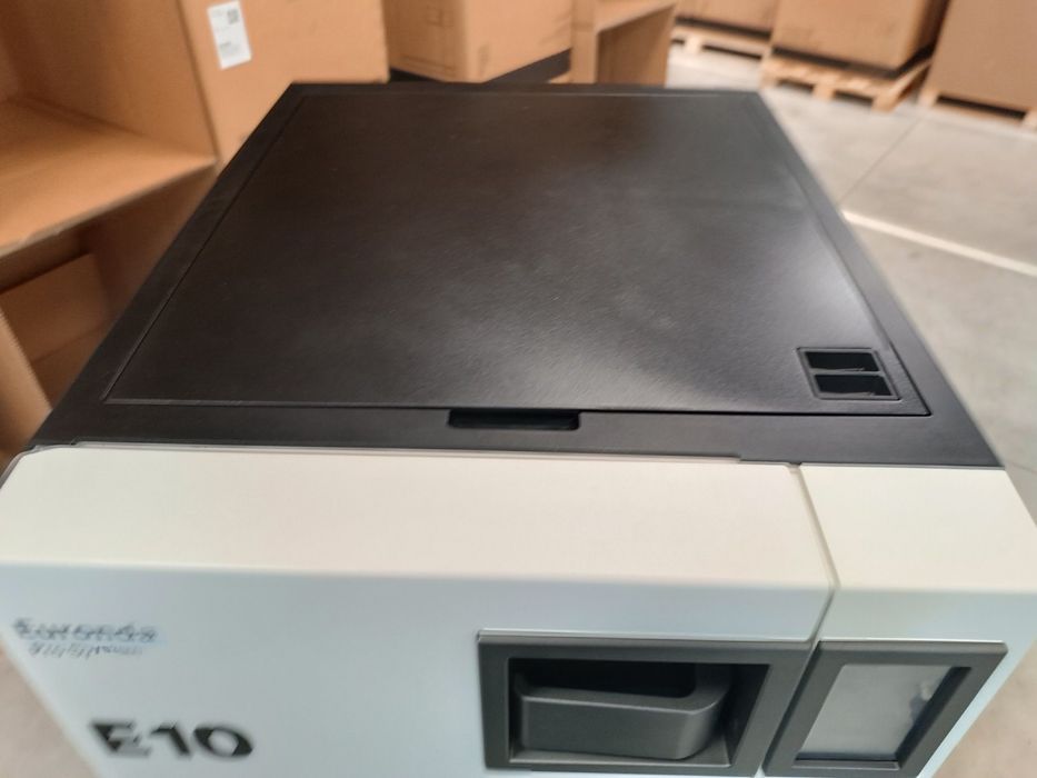 Vand autoclav Euronda E10, ca nou.