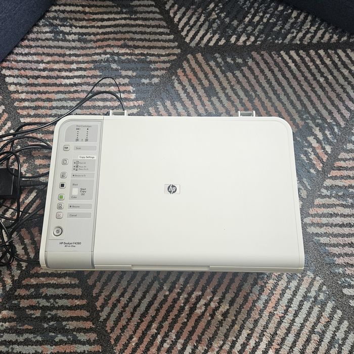 многофункционалния мастиленоструен принтер HP DeskJet F4280