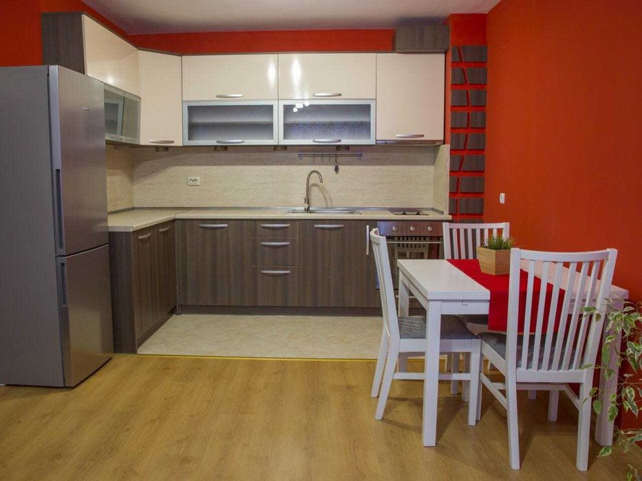 Дава се под наем Двустаен апартамент в София, Център - 65 кв.м за 399 € - Снимка #2