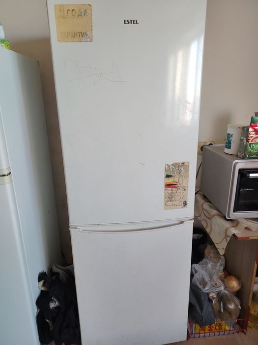 Холодилник ESTEL