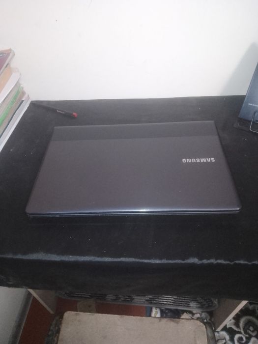 SAMSUNG notebuk surochnaga .Yana kelishimiz .