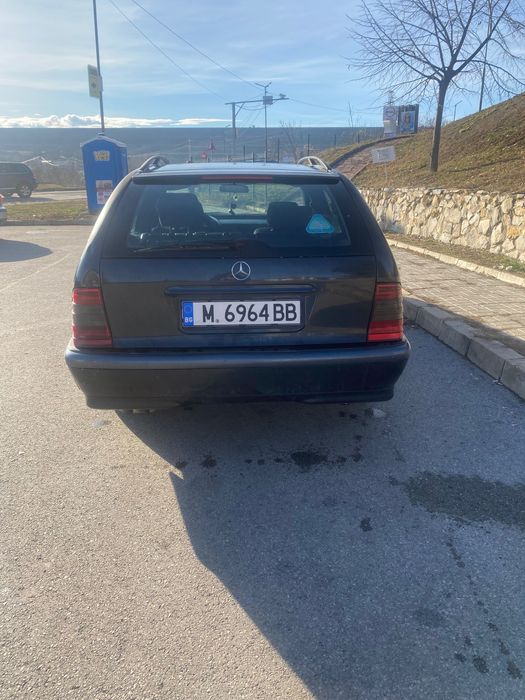 Мерцедес CDI 220