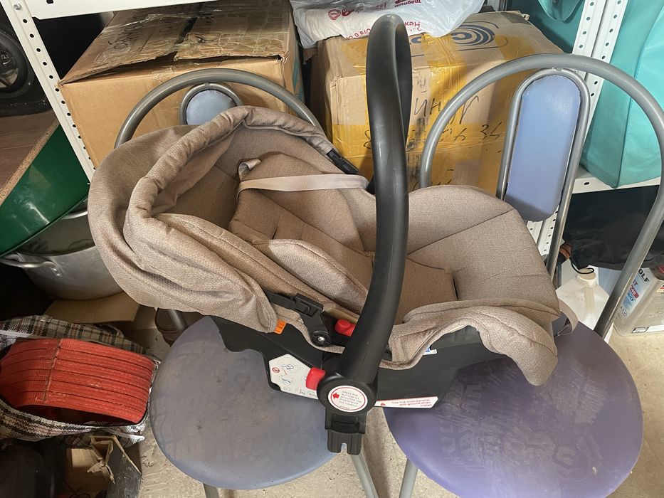 Коляска в комплекте с переноской