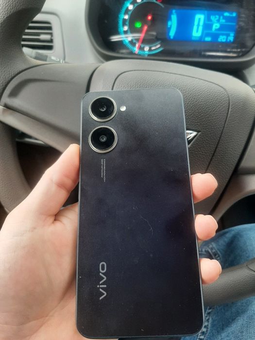 Телефон Виво новый