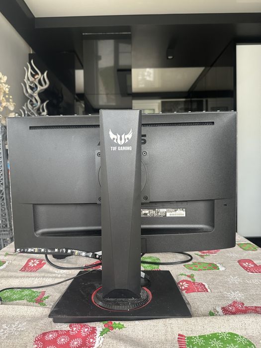 Монитор tuf gaming с бонус  клавиатура