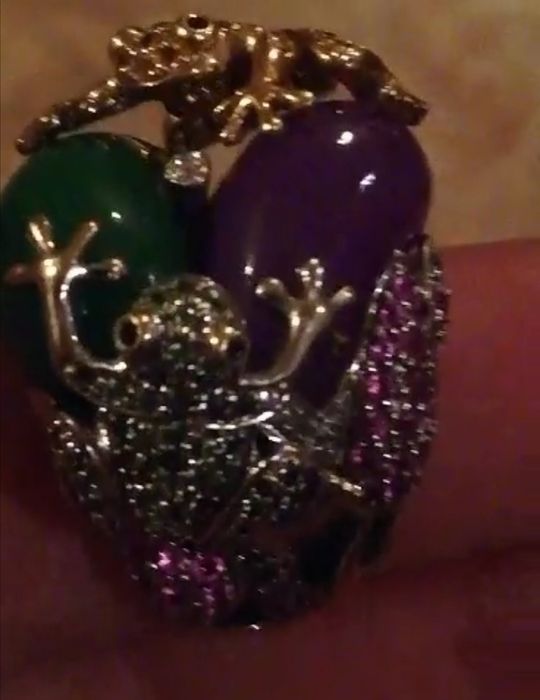 Продам кольца серьги