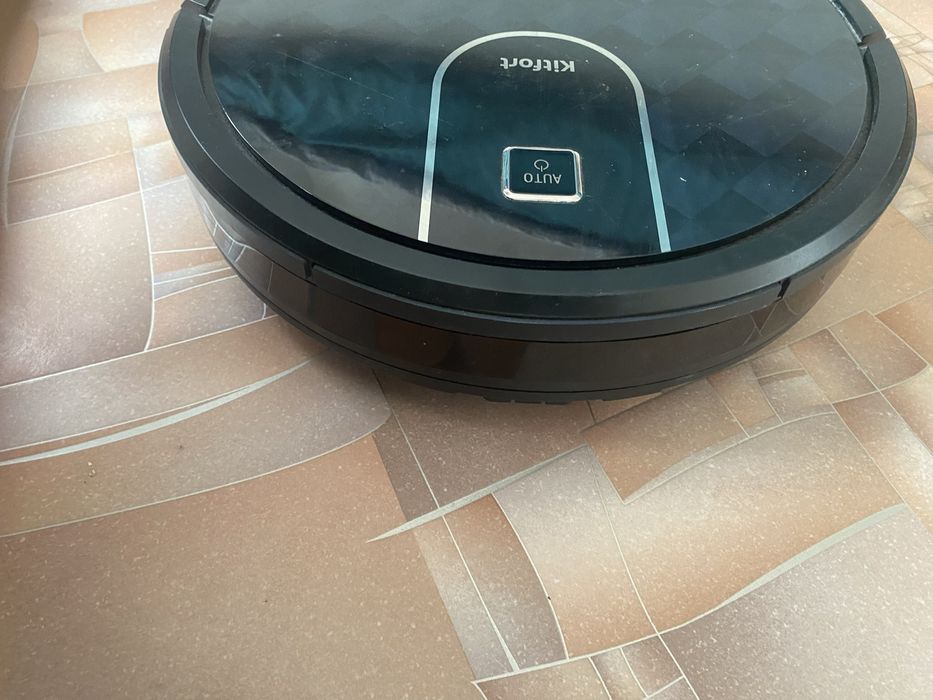 Робот пылесос почтиновый!