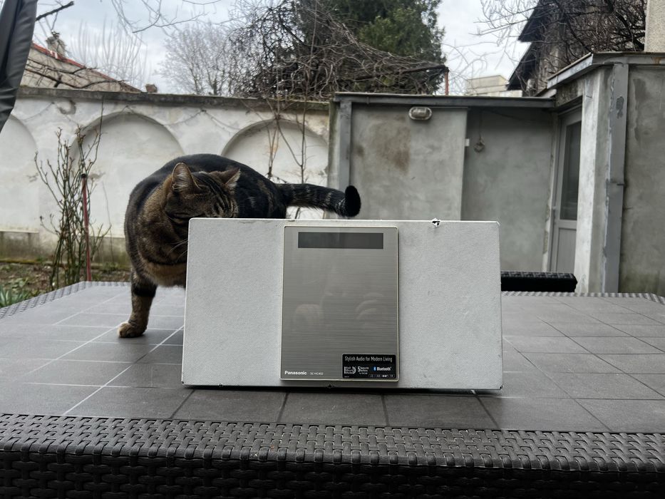 Sistem Audio Panasonic SC-HC402 – Bluetooth, CD, DAB+, Design Slim